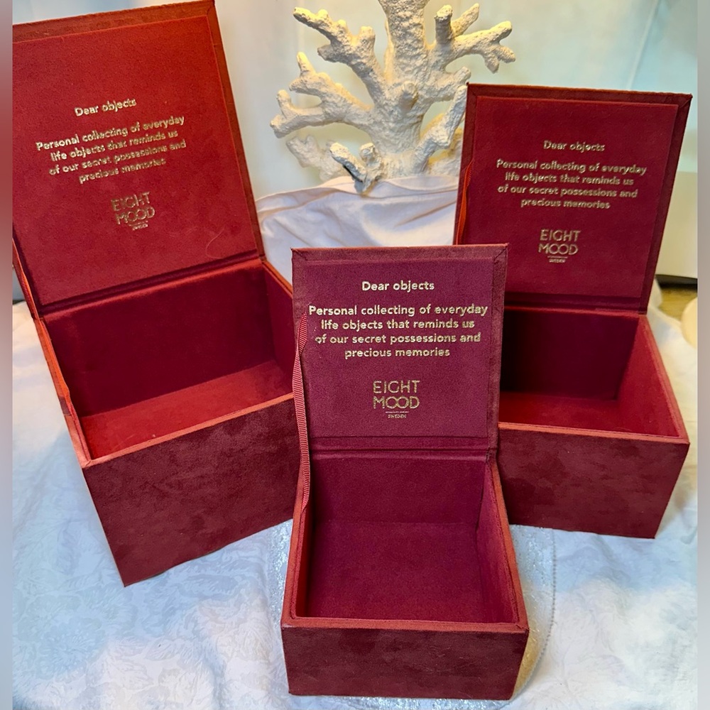 Eight Mood Burgundy Rust Velvet 3-Box Keepsake Set
